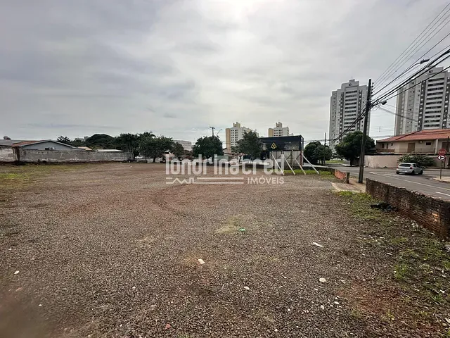 Terreno com 1620m², à venda, no bairro Vila Siam em Londrina