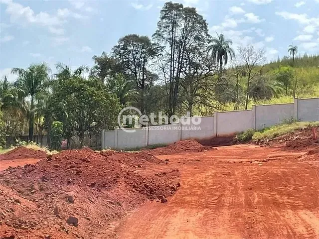 Terreno com 300m², à venda, no bairro Tanquinho Velho em Jaguariúna