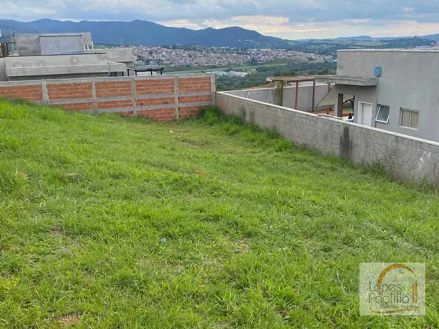 Terreno com 360m², à venda, no bairro Guaxinduva em Bom Jesus dos Perdões