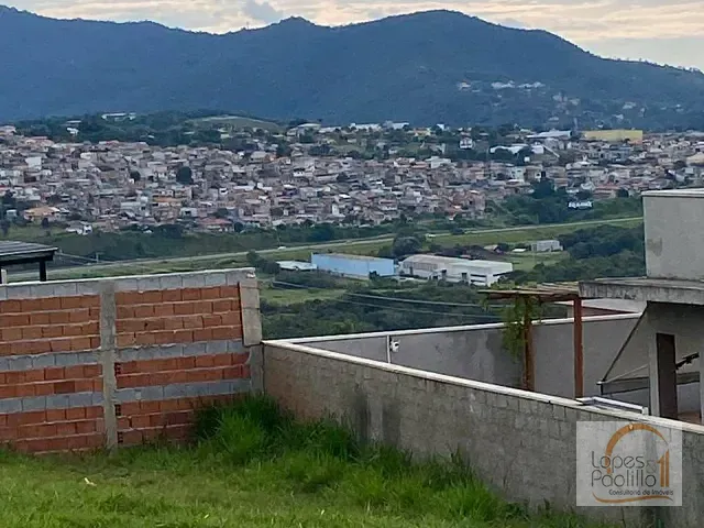 Terreno com 360m², à venda, no bairro Guaxinduva em Bom Jesus dos Perdões
