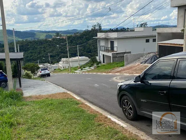 Terreno com 360m², à venda, no bairro Guaxinduva em Bom Jesus dos Perdões