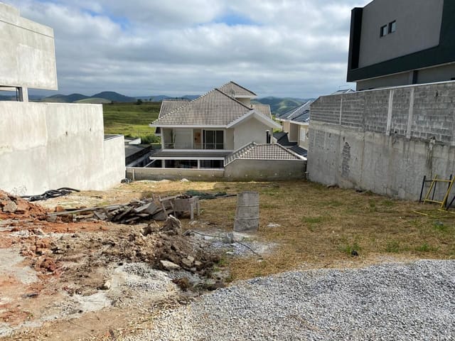 Terreno com 490m², à venda, no bairro Condomínio Residencial Jaguary em São José dos Campos