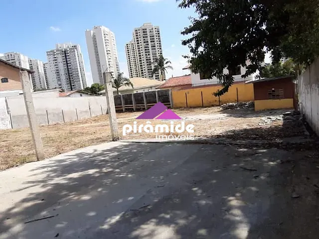 Terreno com 640m², à venda, no bairro Jardim Esplanada em São José dos Campos