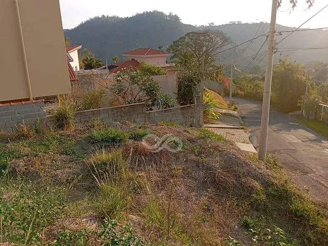 Terreno com 714m², à venda, no bairro Santa Edwirges em Pedreira