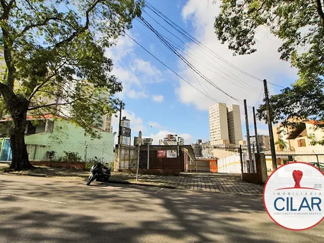 Terreno com 376m², à venda, no bairro Alto da Glória em Curitiba