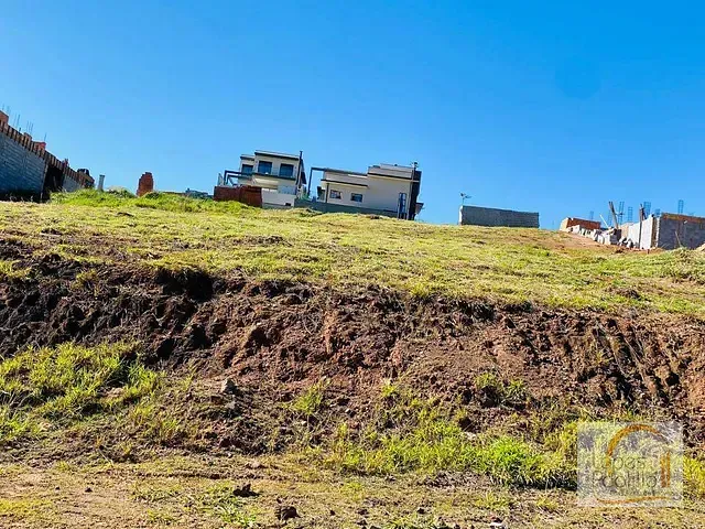 Terreno com 300m², à venda, no bairro Laranja Azeda em Bom Jesus dos Perdões