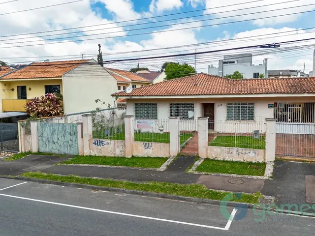 Terreno com 935m², à venda, no bairro Cajuru em Curitiba