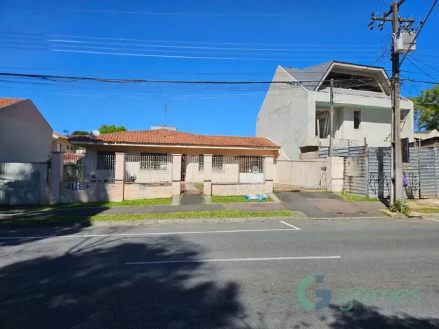 Terreno com 935m², à venda, no bairro Cajuru em Curitiba