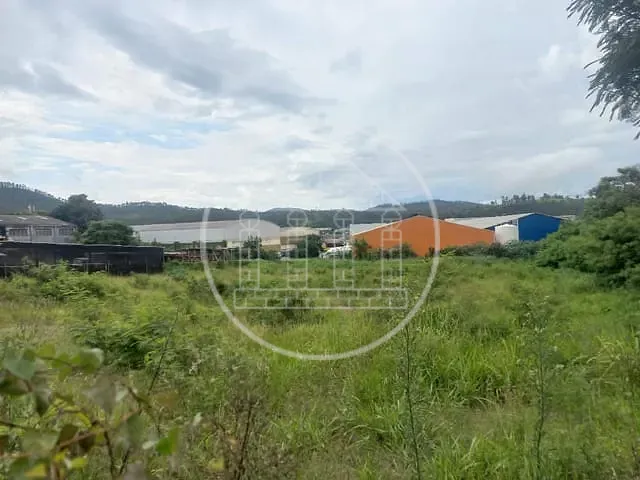 Terreno com 5835m², à venda, no bairro Santana de Parnaíba em Santana de Parnaíba
