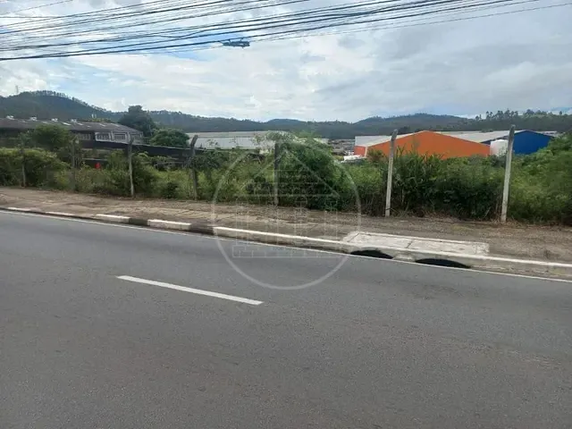 Terreno com 5835m², à venda, no bairro Santana de Parnaíba em Santana de Parnaíba