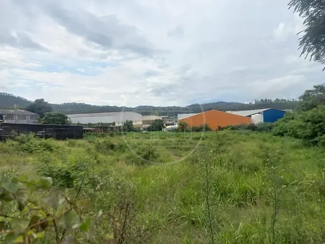Terreno com 5835m², à venda, no bairro Santana de Parnaíba em Santana de Parnaíba