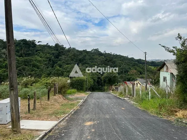 Terreno com 605m², à venda, no bairro Uvaranas em Ponta Grossa