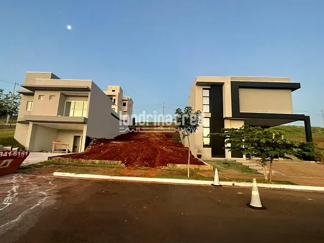 Terreno com 275m², à venda, no bairro CONDOMÍNIO ARAGUARI em Londrina