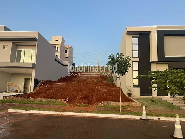 Terreno com 275m², à venda, no bairro CONDOMÍNIO ARAGUARI em Londrina