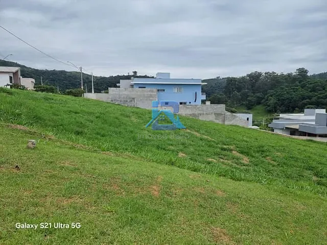 Terreno com 471m², à venda, no bairro Bairro Itapema em Itatiba