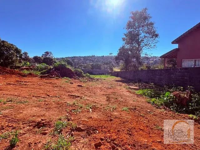 Terreno com 1000m², à venda, no bairro Jardim Estância Brasil em Atibaia