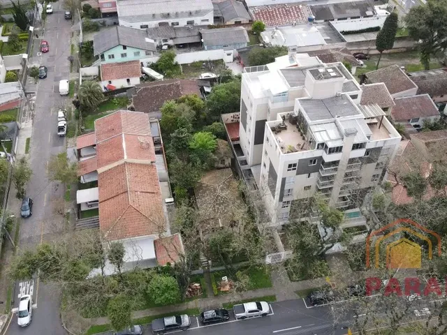 Terreno com 400m², à venda, no bairro Portão em Curitiba