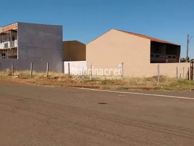 Terreno com 386m², à venda, no bairro Santiago em Londrina