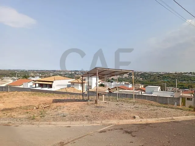 Terreno com 306m², à venda, no bairro Nova Jaguariúna em Jaguariúna