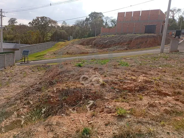 Terreno com 306m², à venda, no bairro Nova Jaguariúna em Jaguariúna