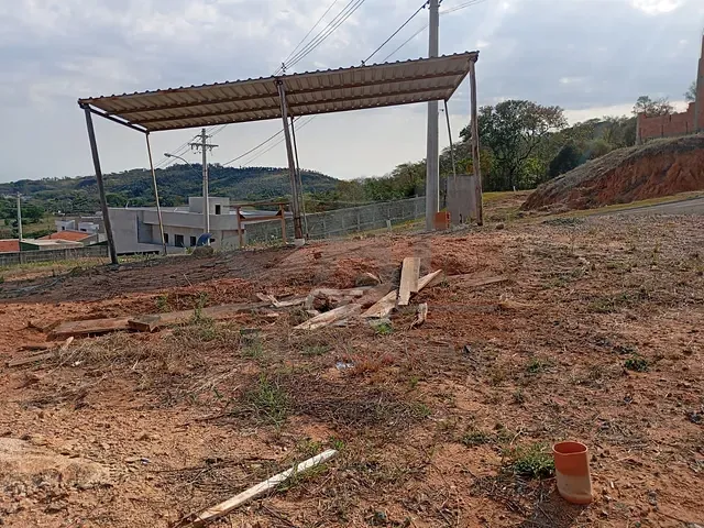 Terreno com 306m², à venda, no bairro Nova Jaguariúna em Jaguariúna
