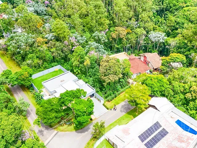 Terreno com 775m², à venda, no bairro Fazenda da Ilha em Embu-Guaçu