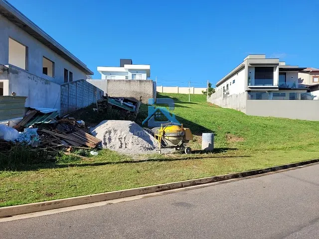 Terreno com 422m², à venda, no bairro Residencial Fazenda Santa Rosa - Fase 1 em Itatiba