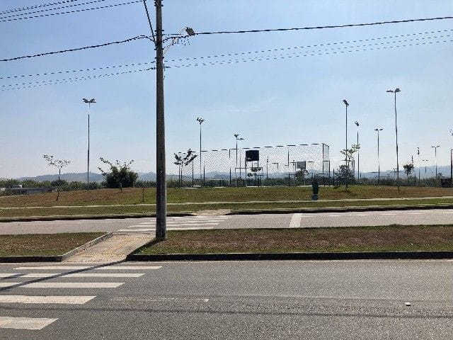 Terreno com 601m², para alugar, no bairro Colinas do Paratehy em São José dos Campos