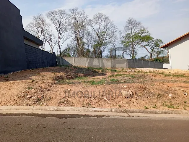 Terreno com 250m², à venda, no bairro Nova Jaguariúna em Jaguariúna