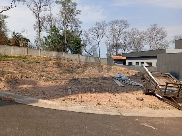 Terreno com 250m², à venda, no bairro Nova Jaguariúna em Jaguariúna