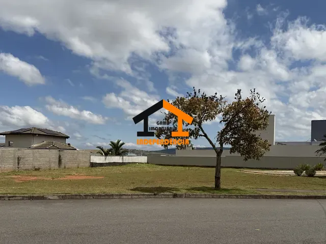 Terreno com 1021m², à venda, no bairro Condominio Residencial Villa Ravenna em Itatiba