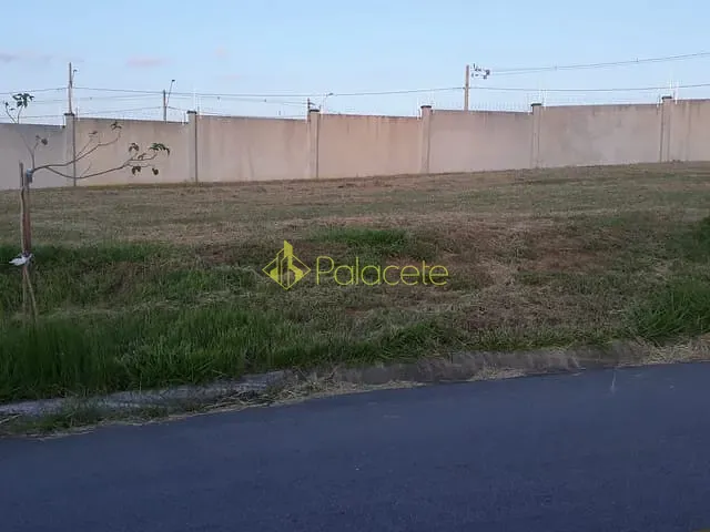 Terreno com 360m², à venda, no bairro Fazenda Itapecerica em Taubaté