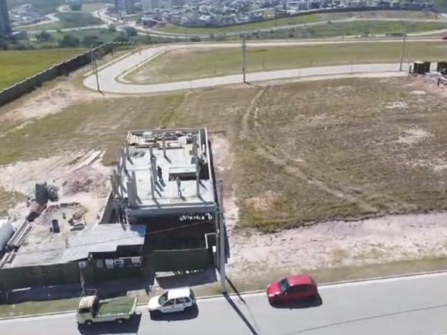 Terreno com 330m², à venda, no bairro Urbanova em São José dos Campos