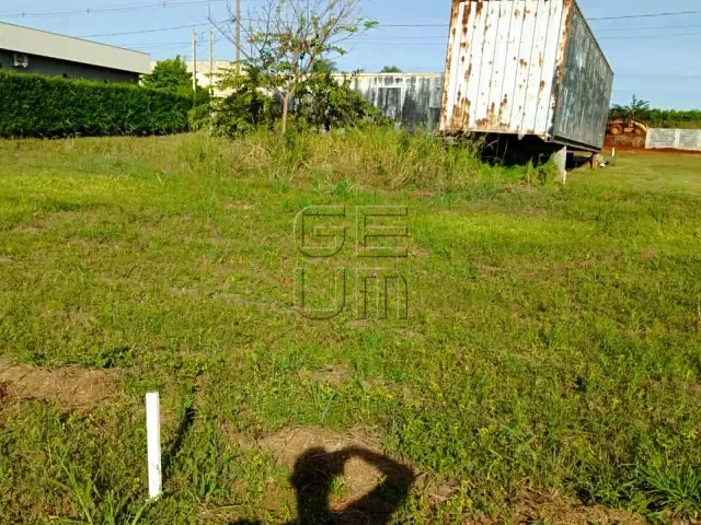 Terreno com 1000m², à venda, no bairro Centro em Primeiro de Maio