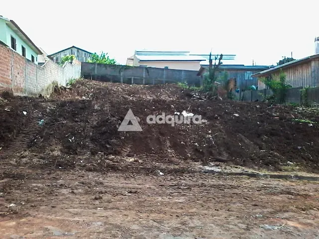 Terreno com 462m², à venda, no bairro Uvaranas em Ponta Grossa