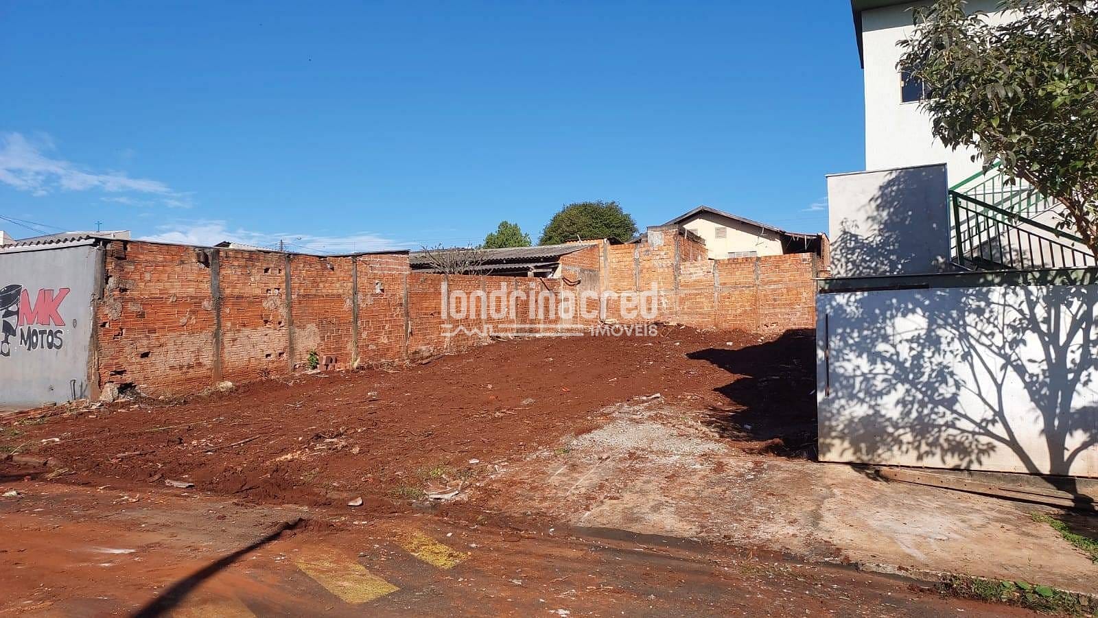 Terreno, 300 m² - Foto 2