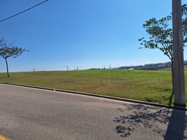 Terreno com 596m², à venda, no bairro Condomínio Residencial Alphaville em São José dos Campos
