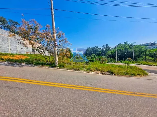 Terreno com 357m², à venda, no bairro N R Vale Verde em Itatiba