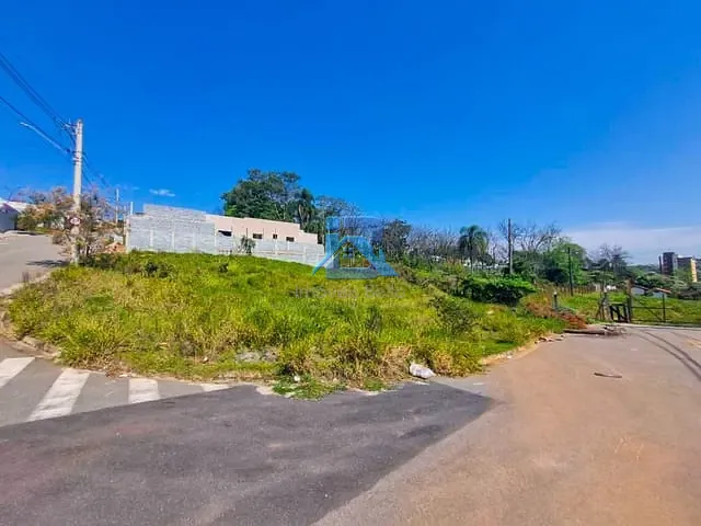 Terreno com 357m², à venda, no bairro N R Vale Verde em Itatiba