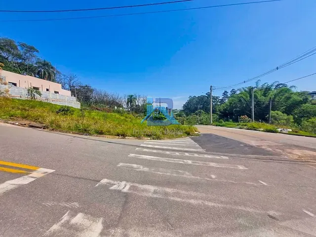 Terreno com 357m², à venda, no bairro N R Vale Verde em Itatiba