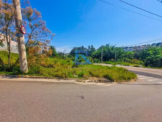Terreno com 357m², à venda, no bairro N R Vale Verde em Itatiba