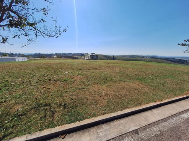 Terreno com 571m², à venda, no bairro Condomínio Residencial Alphaville em São José dos Campos