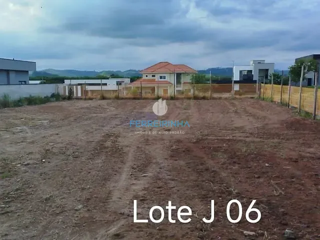 Terreno com 600m², à venda, no bairro Colinas do Paratehy em São José dos Campos