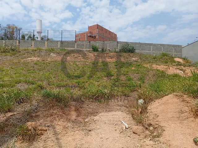 Terreno com 250m², à venda, no bairro Nova Jaguariúna em Jaguariúna