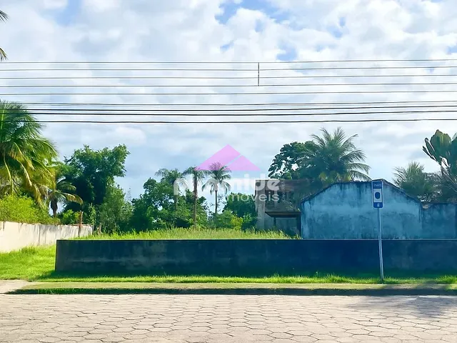 Terreno com 1700m², à venda, no bairro Praia das Palmeiras em Caraguatatuba