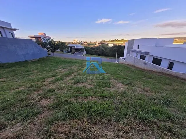 Terreno com 392m², à venda, no bairro Portal San Giovanni em Itatiba