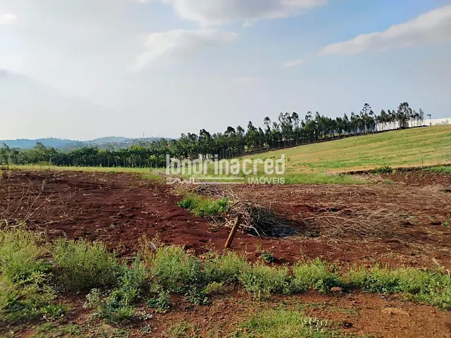 Terreno com 1000m², à venda, no bairro Centro em Jataizinho