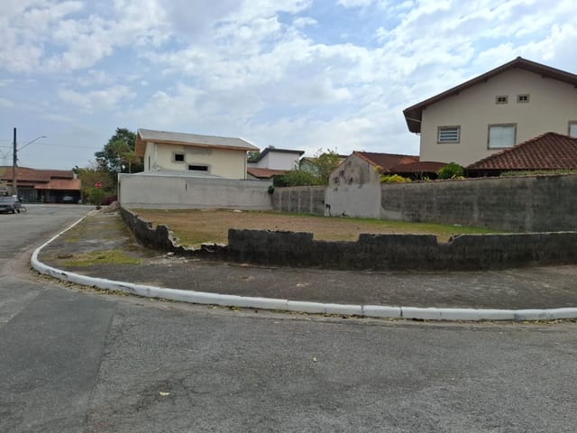 Terreno com 363m², à venda, no bairro Urbanova em São José dos Campos