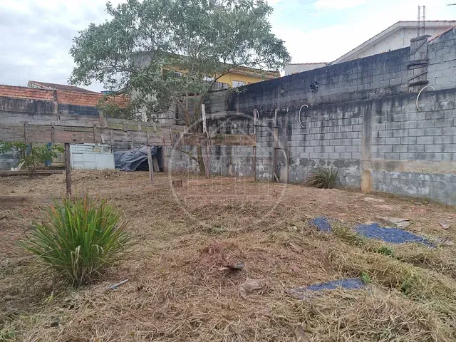 Terreno com 250m², para alugar, no bairro Jardim Lallo em São Paulo