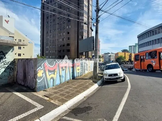 Terreno com 426m², à venda, no bairro Centro em Ponta Grossa